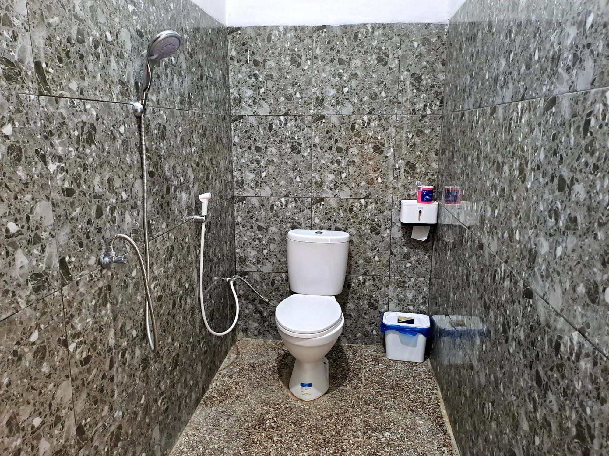 Village Corner Homestay Kuta  객실 사진