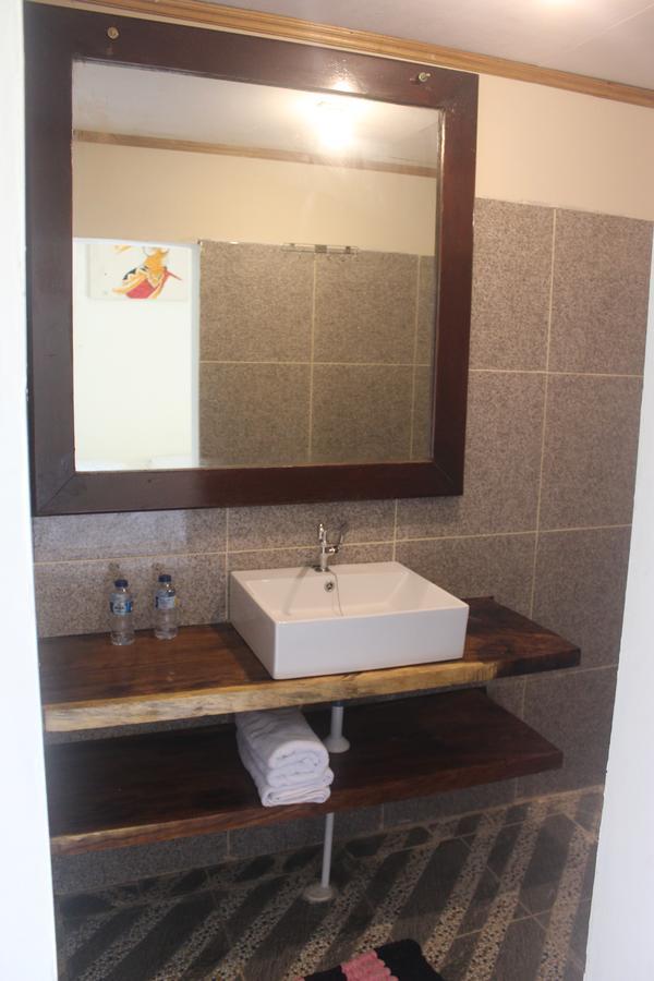 Village Corner Homestay Kuta  외부 사진