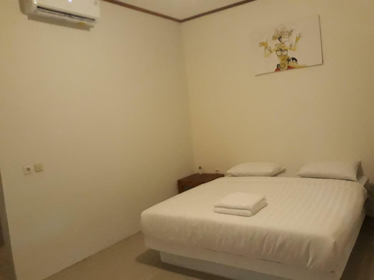 Village Corner Homestay Kuta  외부 사진